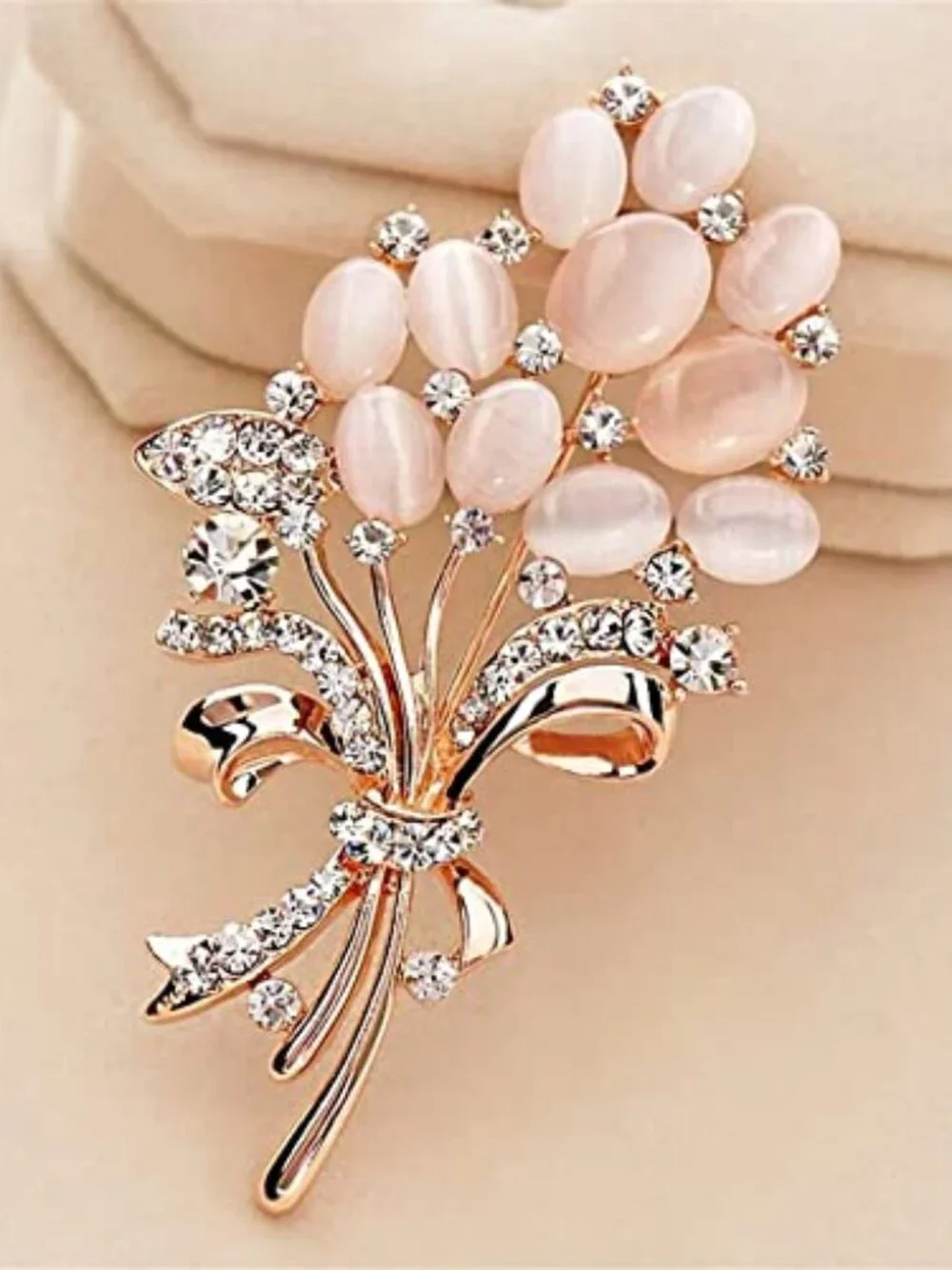 New - Diamond Flower Brooches for‎ Women Vintage Rhinestone Flower Brooches Pin
